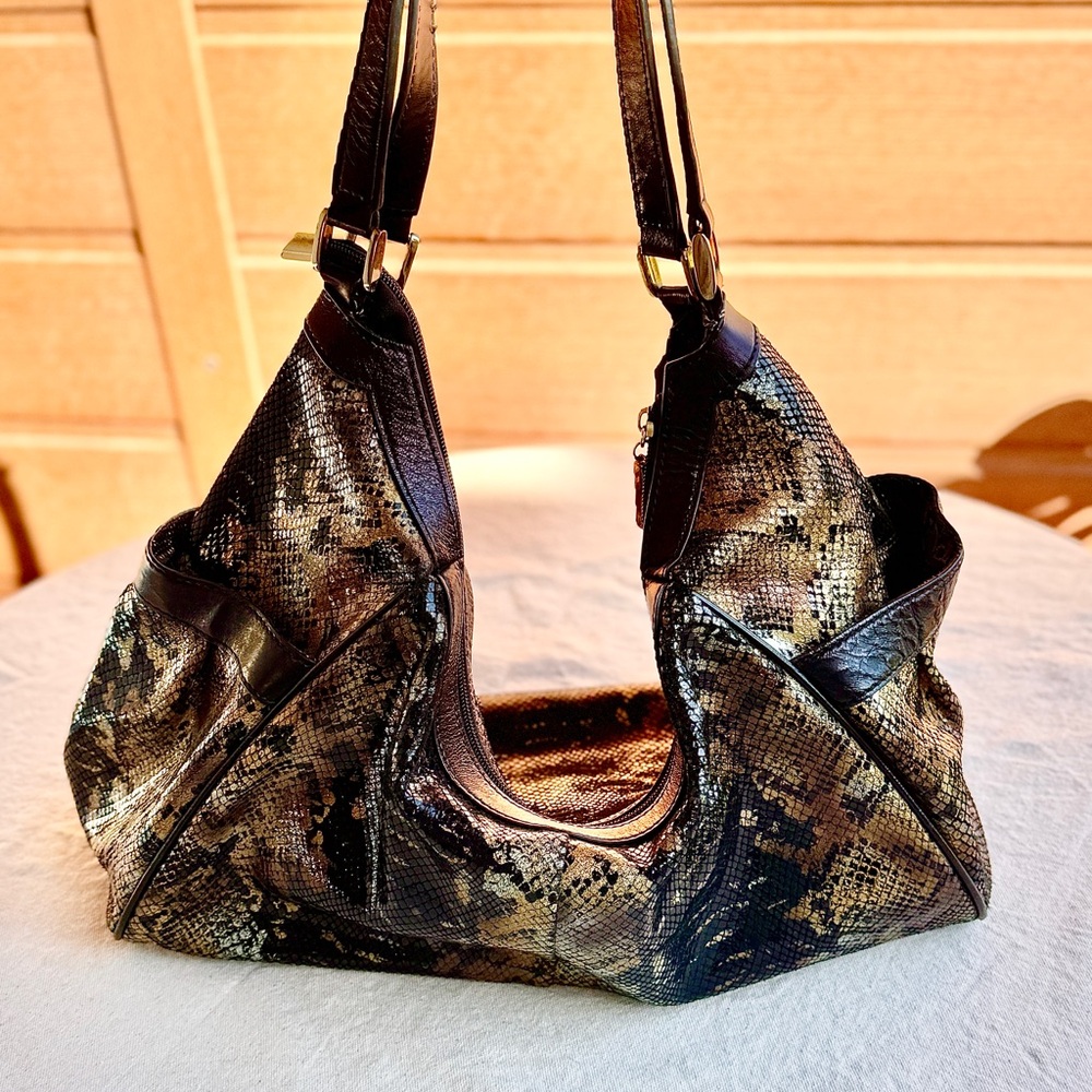 The Find | Chic Snakeskin Hobo Bag in Black and Brown | like new condition - Picture 6 of 9
